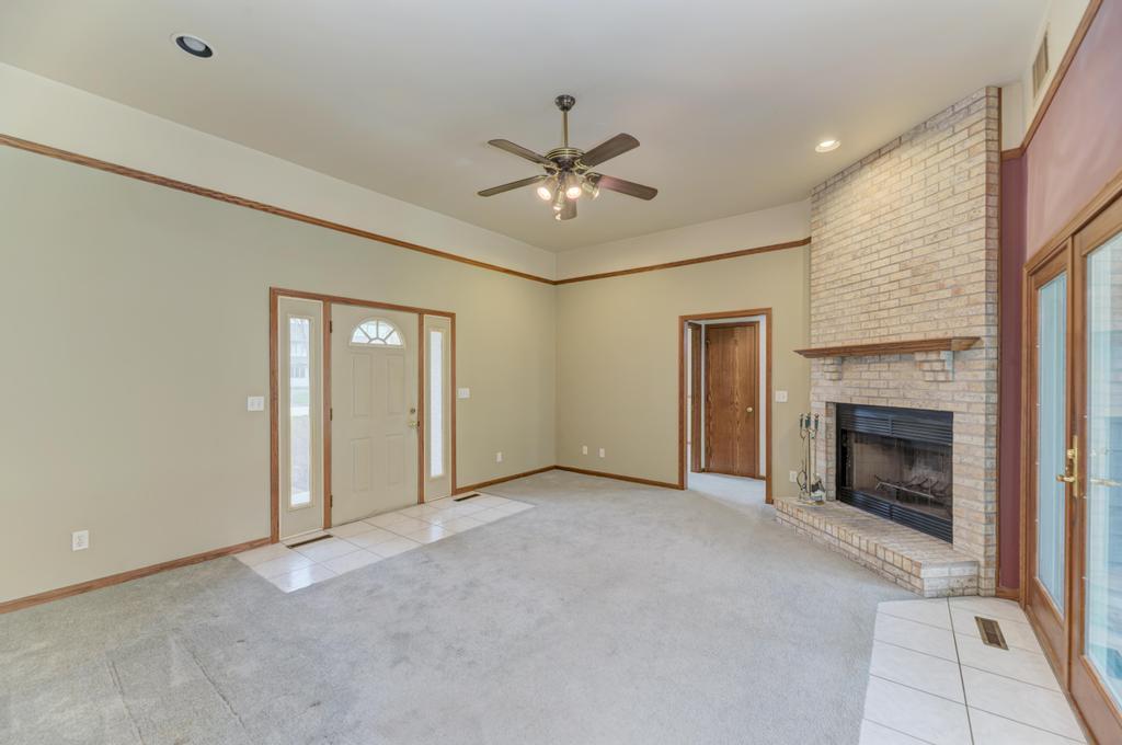 32850 Deer Ridge Drive Wilmington, IL 60481 - Photo 4 of 24