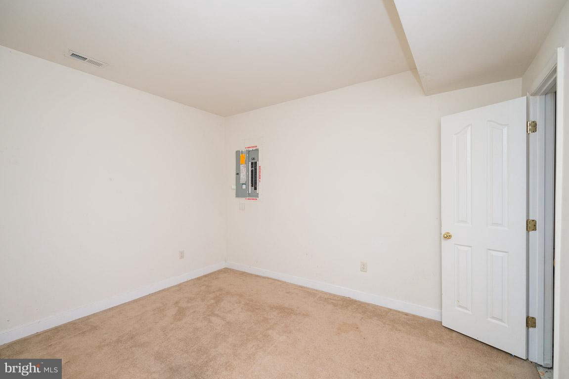 8031 High Castle Road Ellicott City, MD 21043 - Photo 18 of 23 Basement