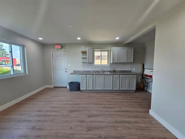 $194,500 | 1475 Sibley Boulevard, Calumet City, IL 60409