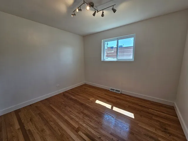 $194,500 | 1475 Sibley Boulevard, Calumet City, IL 60409