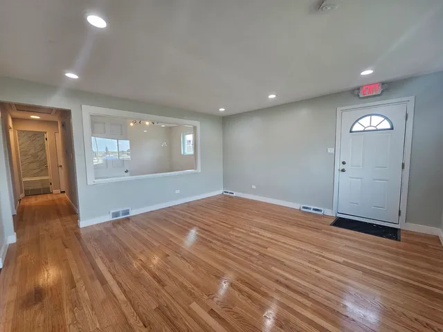 $194,500 | 1475 Sibley Boulevard, Calumet City, IL 60409