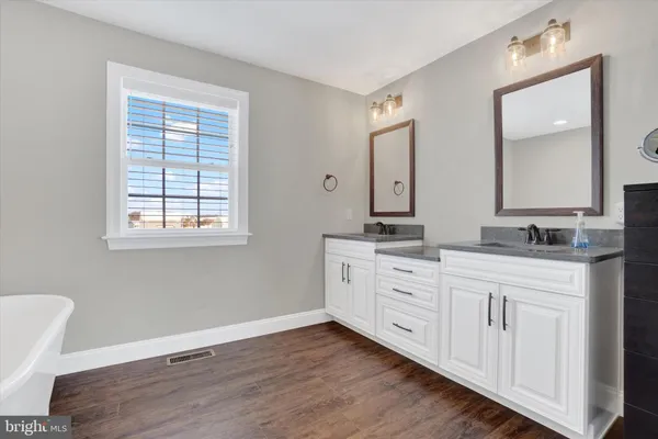 $730,000 | 411 Peggy Lane, New Freedom, PA 17349