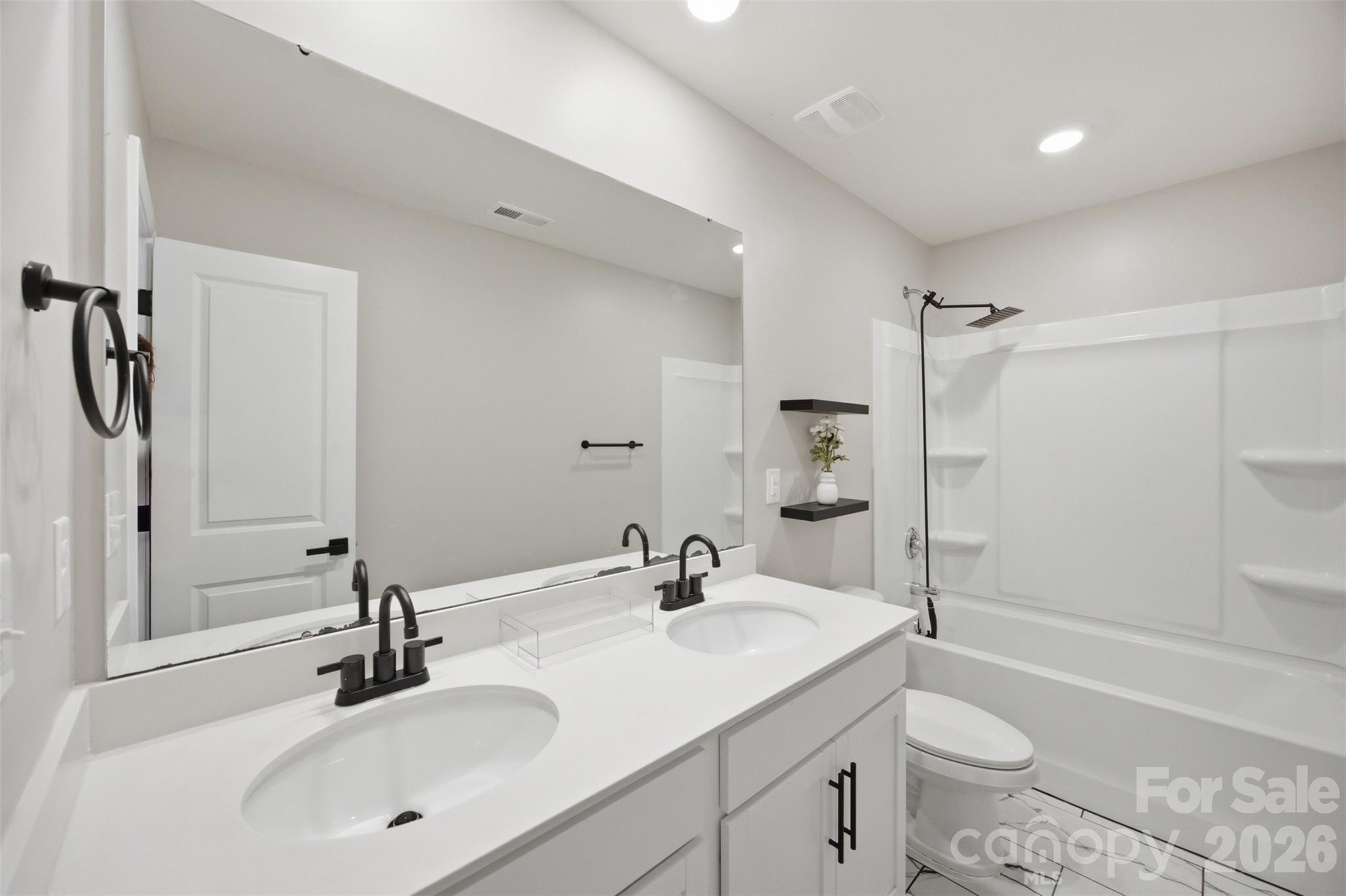 6312 Lantern Ridge Road Charlotte, NC 28215 - Photo 26 of 31 Gallery Image 26