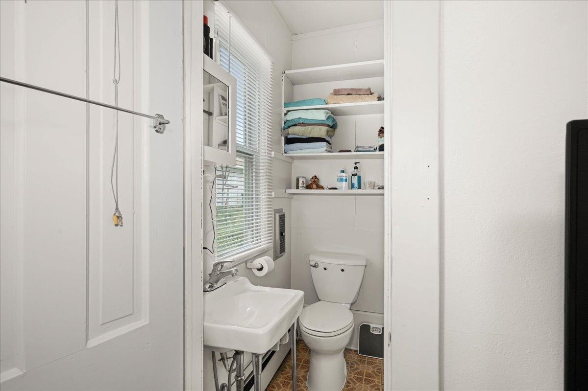 415 10th Avenue Two Harbors, MN 55616 - Photo 21 of 40