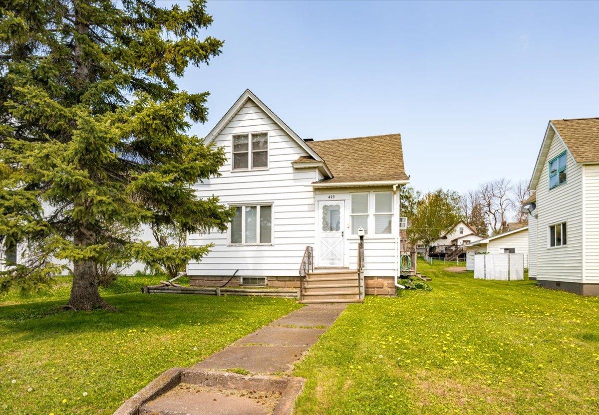 415 10th Avenue Two Harbors, MN 55616 - Photo 28 of 40