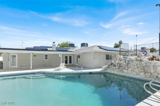 $4,000 | 1600 Eaton Drive, Las Vegas, NV 89102