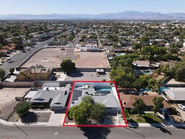 $4,000 | 1600 Eaton Drive, Las Vegas, NV 89102
