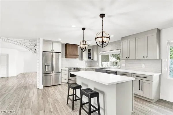 $4,000 | 1600 Eaton Drive, Las Vegas, NV 89102