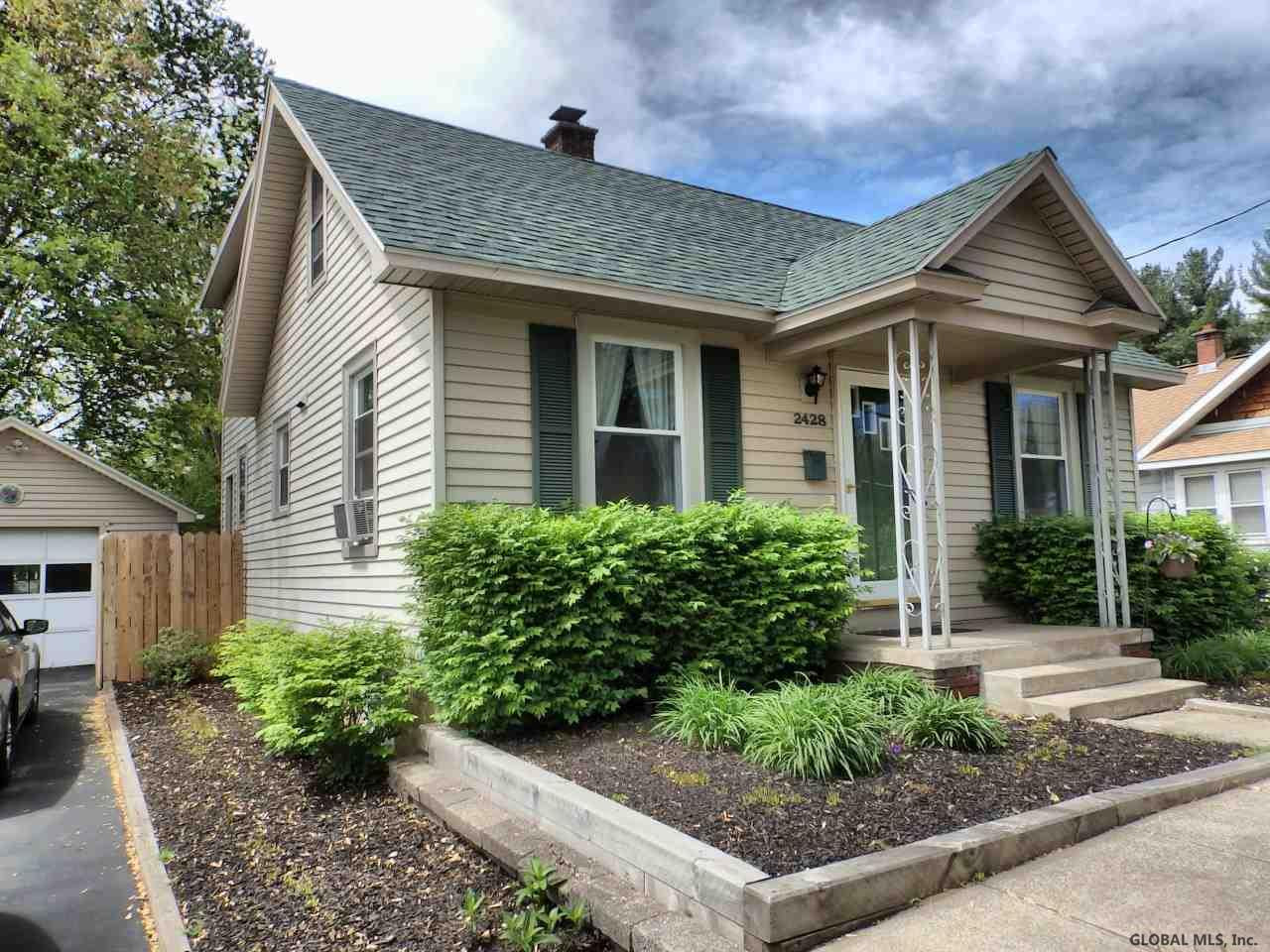 2428 Curry Road Rotterdam, NY 12303 - Photo 2 of 20 Photo 2