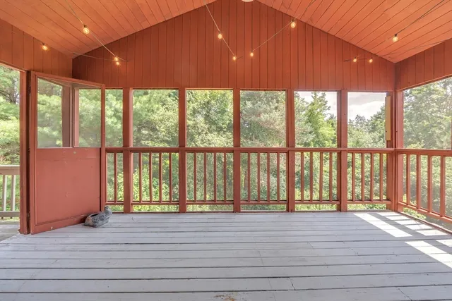 $948,000 | 9 Stony Brook Road, Westford, MA 01886