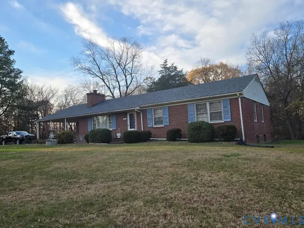 $329,900 | 1700 Ward Street, Farmville, VA 23901