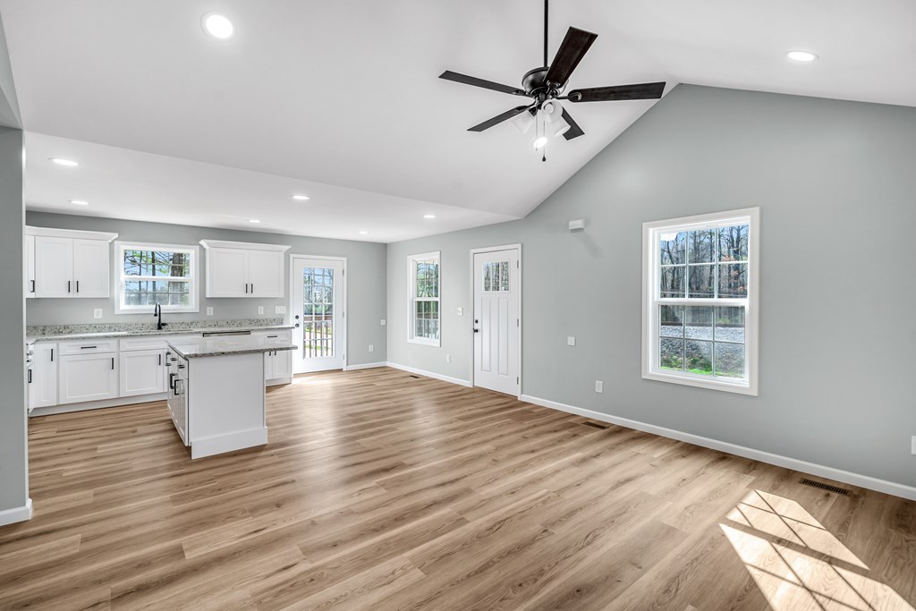 1628 Waring Road Dalton, GA 30721 - Photo 10 of 41 Gallery Image 10