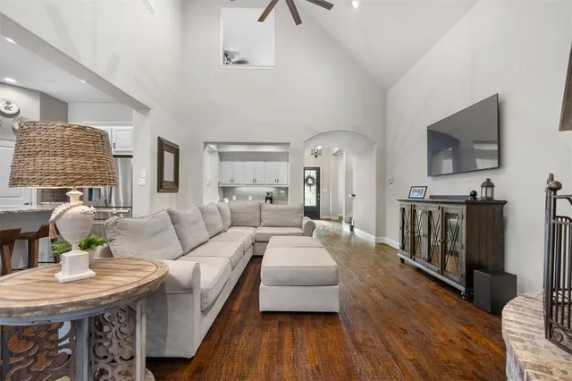 $625,000 | 1424 10th Street, Argyle, TX 76226