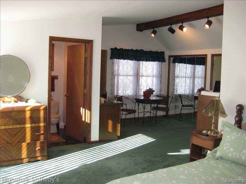 811 Harvard Road Berkley, MI 48072 - Photo 10 of 25 2 full baths