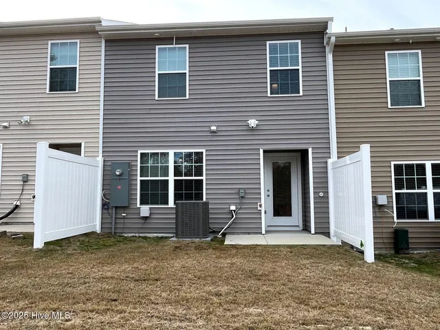 $1,750 | 2705 Gracie Lane, Carthage, NC 28327