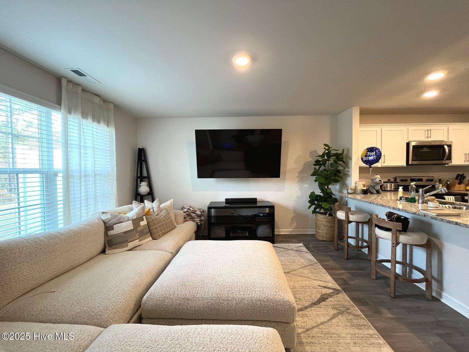 2705 Gracie Lane Carthage, NC 28327 - Photo 5 of 26 2705 living 5