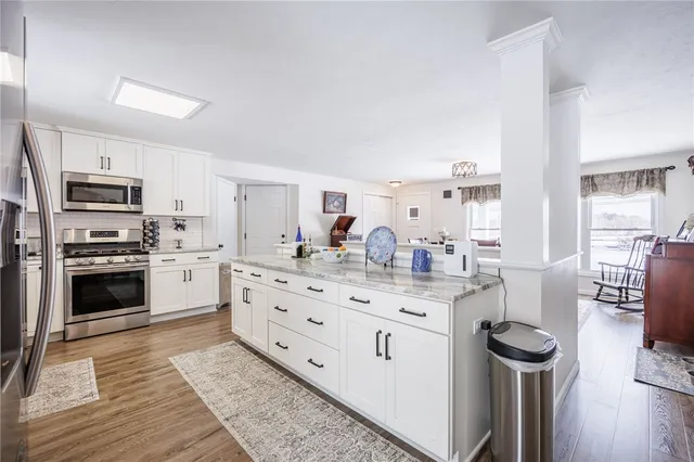 $279,900 | 7497 Lake Avenue, Williamson, NY 14589