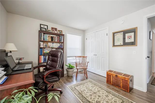 $279,900 | 7497 Lake Avenue, Williamson, NY 14589