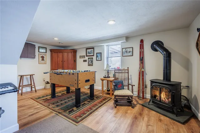 $279,900 | 7497 Lake Avenue, Williamson, NY 14589