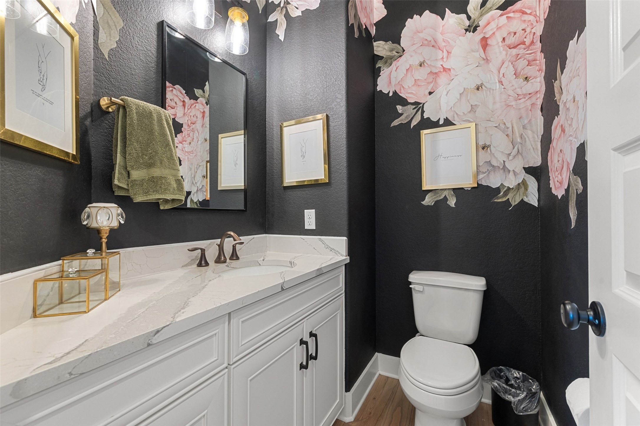 302 Lodestone Lane Austin, TX 78738 - Photo 21 of 40 a bathroom with a granite countertop toilet sink and mirror