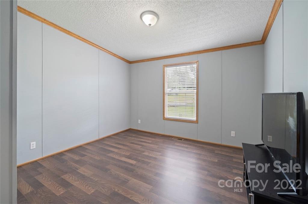 5991 Vinewood Road Davidson, NC 28036 - Photo 29 of 42 Gallery Image 29