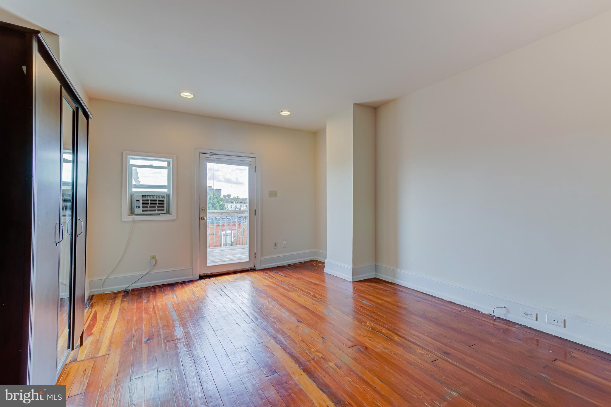 1825 South Broad Street, Unit 2 Philadelphia, PA 19148 - Photo 25 of 31