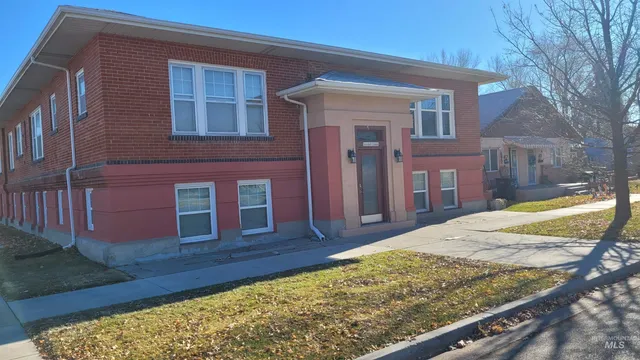 $129,900 | 1501 Miller Avenue, Unit 3, Burley, ID 83318