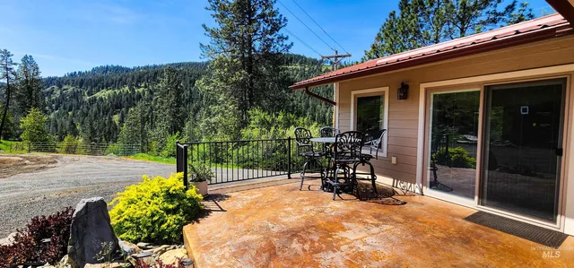 $635,000 | 106 Newsome Street, Stites, ID 83552