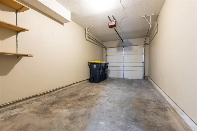 $240,000 | 8042 North Elmwood Avenue, Kansas City, MO 64119