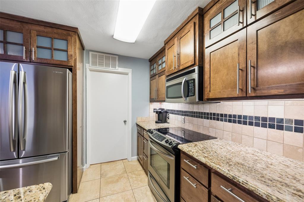 18240 Midway Road, Unit 202 Dallas, TX 75287 - Photo 6 of 16