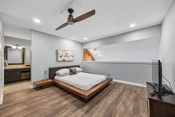 $199,950 | 18240 Midway Road, Unit 202, Dallas, TX 75287
