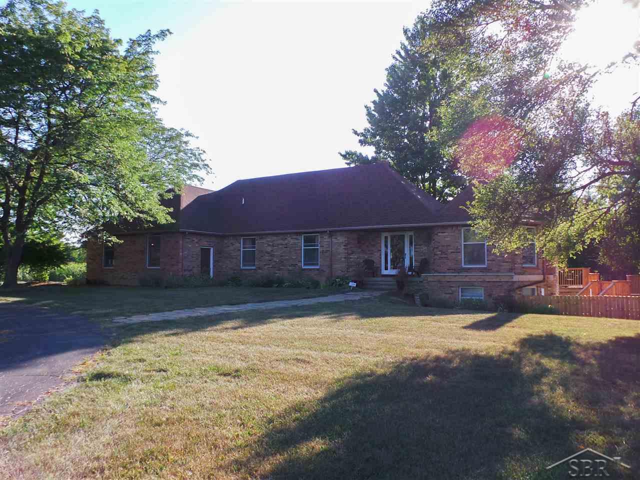3499 Dillon Road Flushing, MI 48433 - Photo 2 of 22 31300092-1.JPG