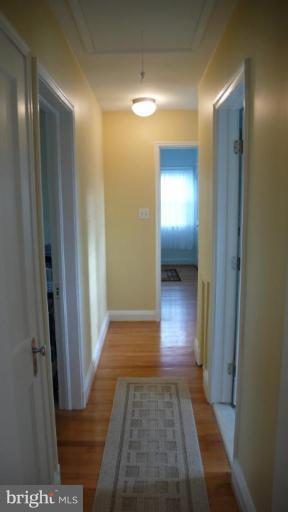 701 Carysbrook Road Pikesville, MD 21208 - Photo 14 of 24 Hallway