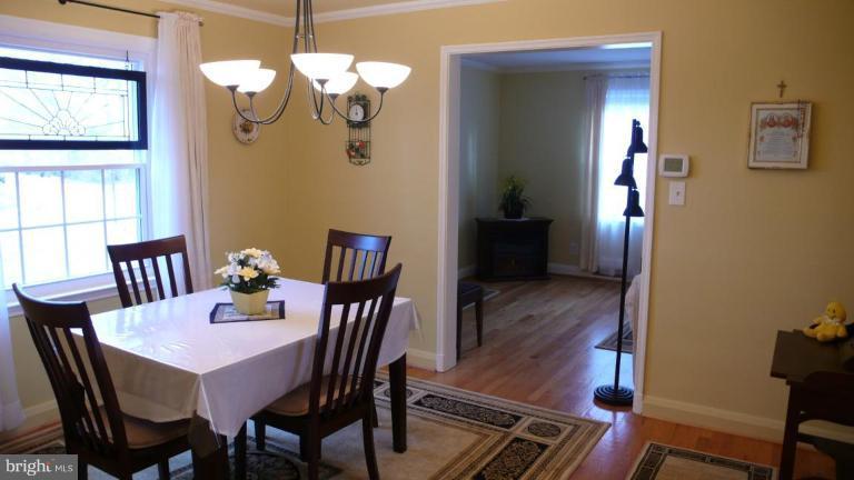 701 Carysbrook Road Pikesville, MD 21208 - Photo 5 of 24 Dining Room #2