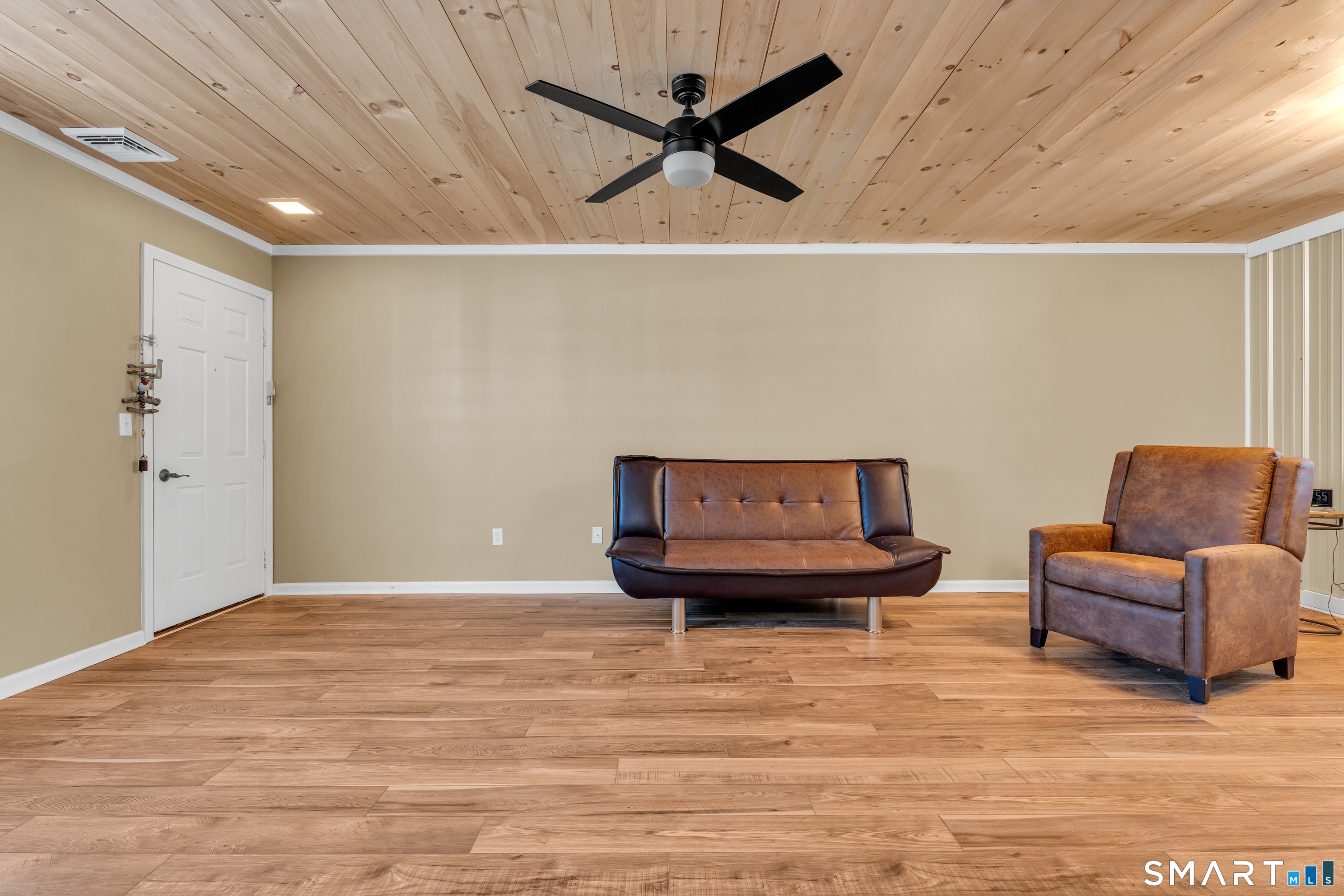 2 Plymouth Court, Unit 2 Clinton, CT 06413 - Photo 10 of 26