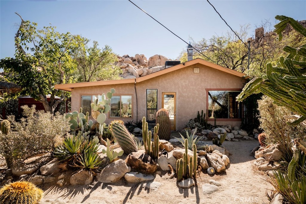 66075 Foothill Drive Joshua Tree, CA 92252 - Photo 16 of 53 a view of house with a outdoor space