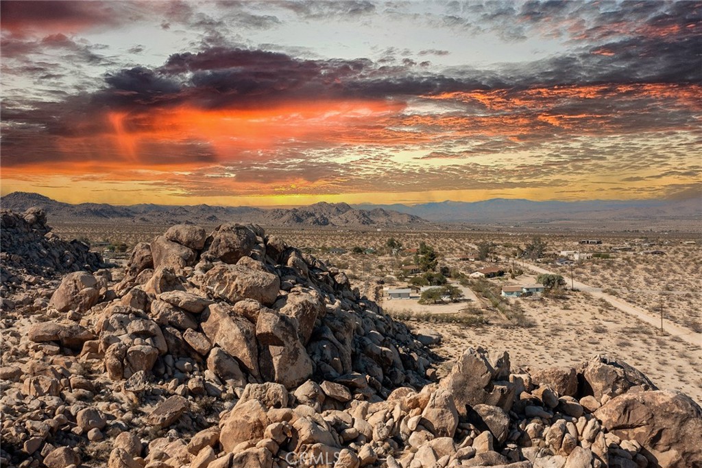 66075 Foothill Drive Joshua Tree, CA 92252 - Photo 38 of 53 an aerial view of residential building and ocean
