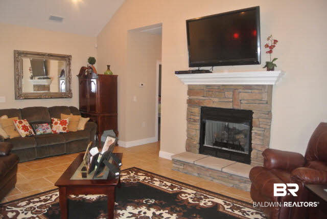 42360 Pine Grove Road Bay Minette, AL 36507 - Photo 8 of 25 Gas fireplace