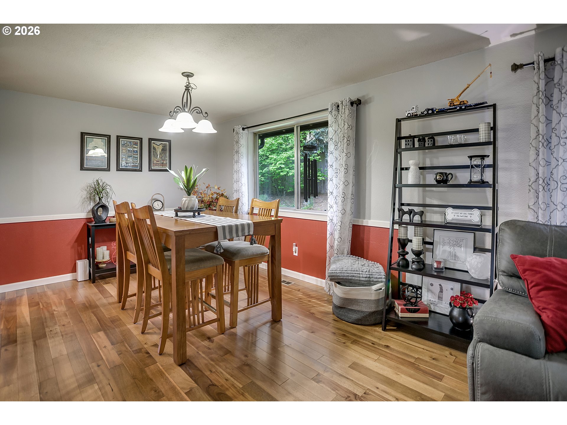 7165 Southwest Sorrento Road Beaverton, OR 97008 - Photo 12 of 48 Dining Room