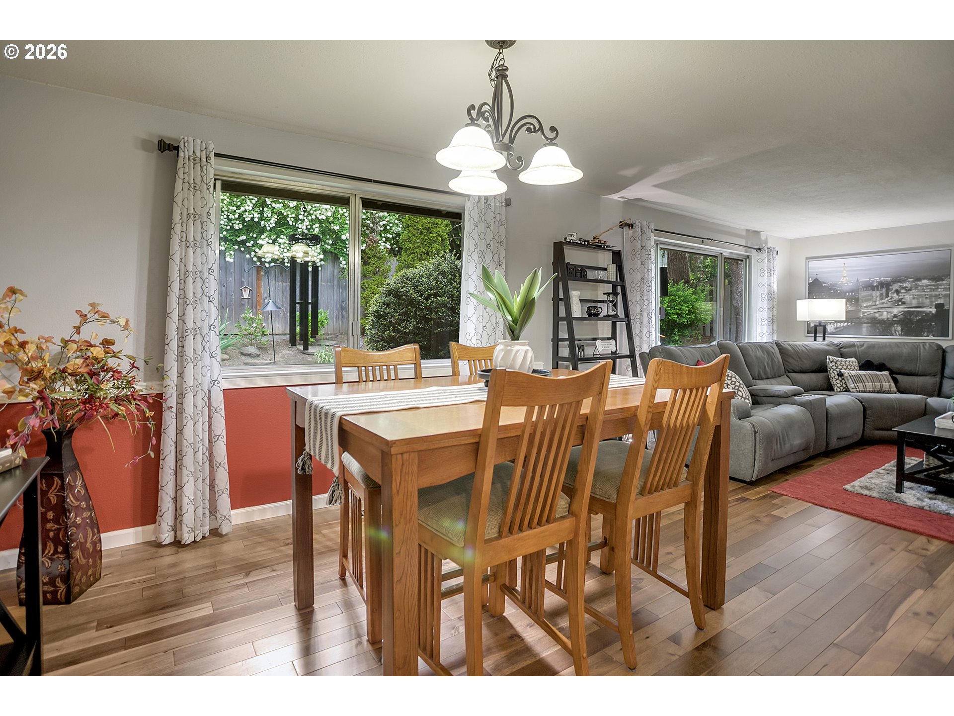 7165 Southwest Sorrento Road Beaverton, OR 97008 - Photo 13 of 48 Living Room/Dining Room