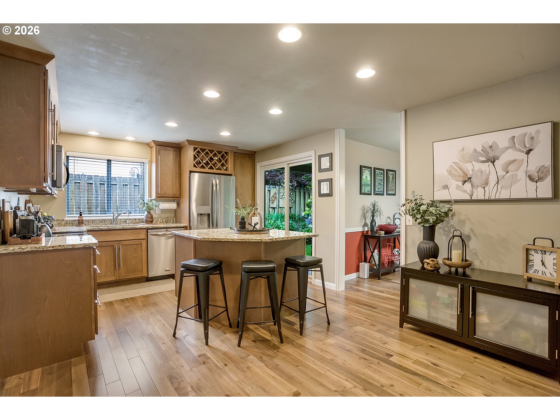 7165 Southwest Sorrento Road Beaverton, OR 97008 - Photo 14 of 48 Kitchen/Dining Room