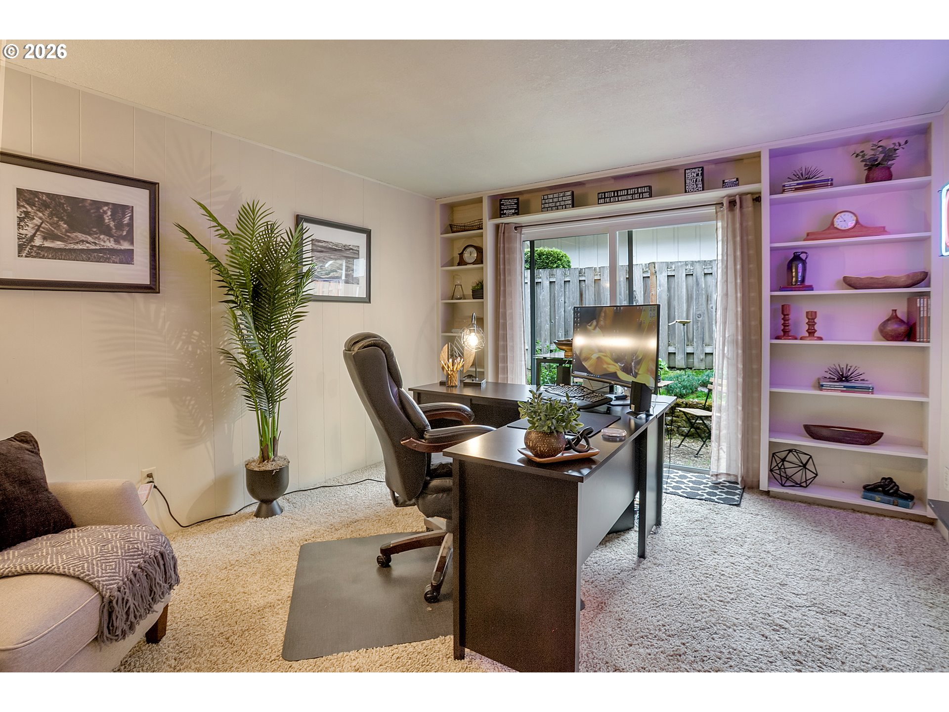 7165 Southwest Sorrento Road Beaverton, OR 97008 - Photo 24 of 48 Family Room