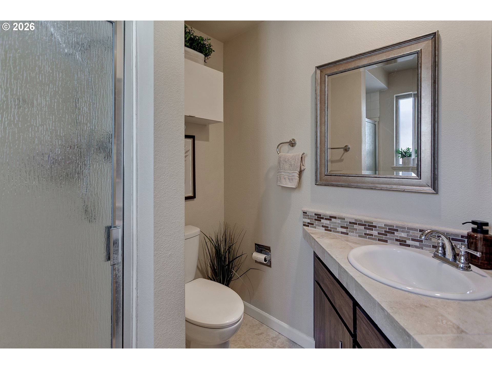 7165 Southwest Sorrento Road Beaverton, OR 97008 - Photo 31 of 48 Bathroom, Attached