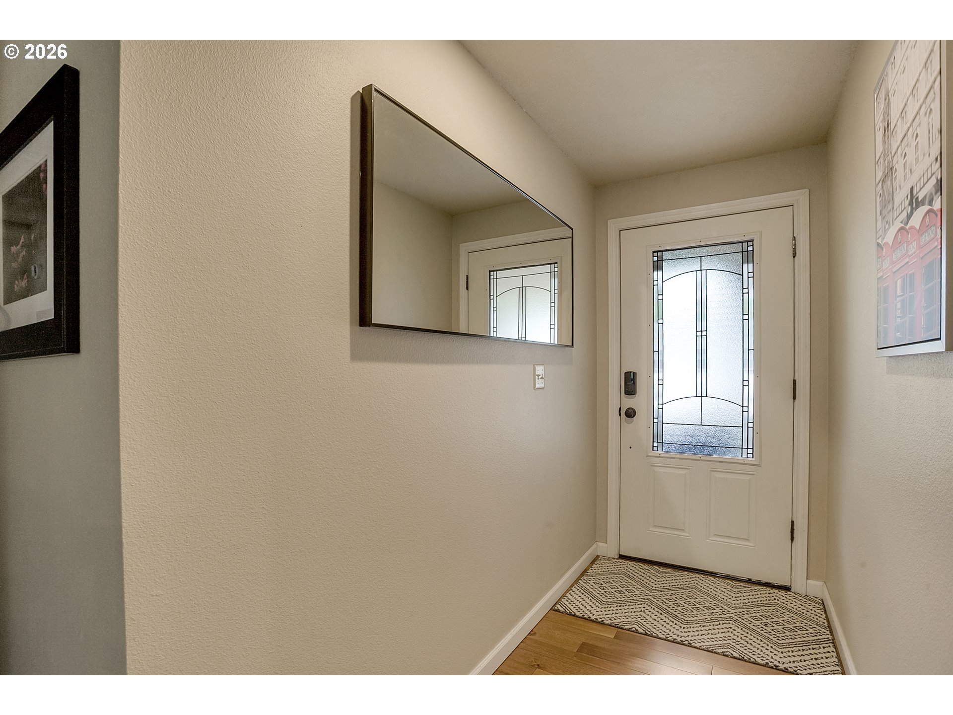 7165 Southwest Sorrento Road Beaverton, OR 97008 - Photo 5 of 48 Entrance/Foyer