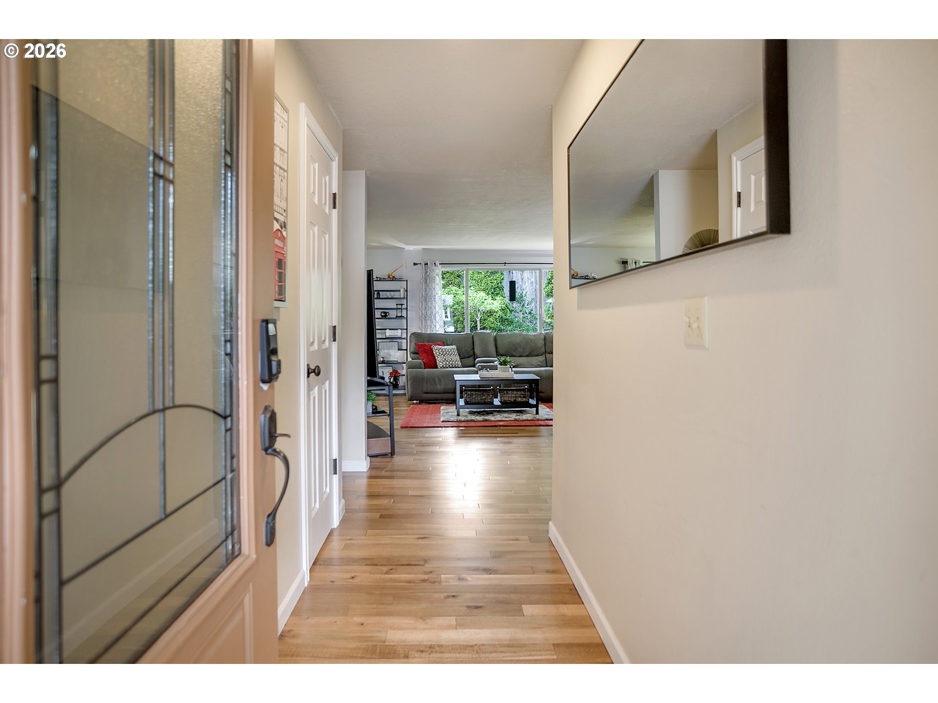 7165 Southwest Sorrento Road Beaverton, OR 97008 - Photo 6 of 48 Entrance/Foyer
