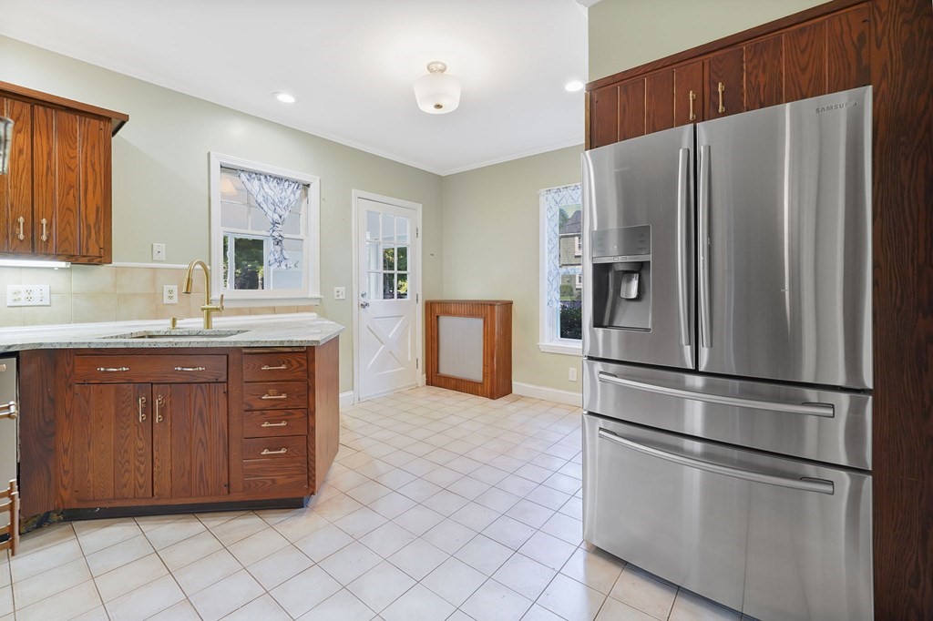 86 Lincoln Road Longmeadow, MA 01106 - Photo 7 of 42