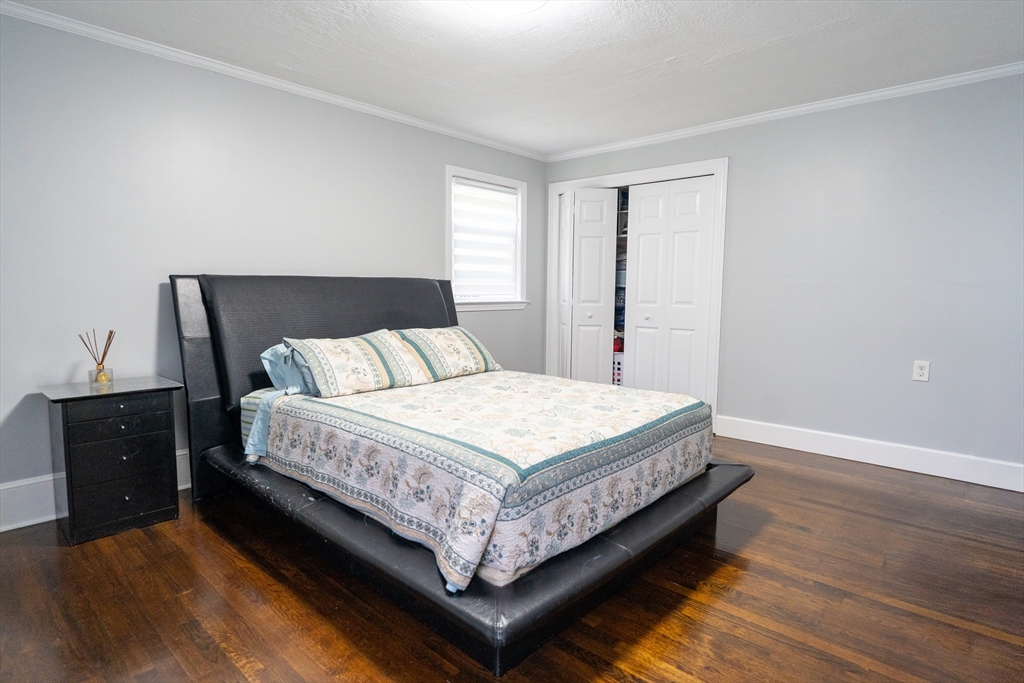 20 Selwyn Road Randolph, MA 02368 - Photo 6 of 28