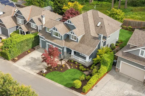 $2,100,000 | 13711 Northeast 135th Place, Kirkland, WA 98034