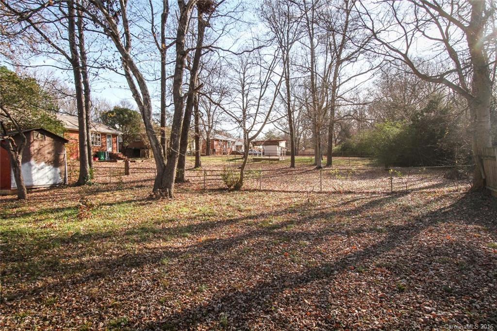 1207 Ranch Road Charlotte, NC 28208 - Photo 17 of 19 Gallery Image 17