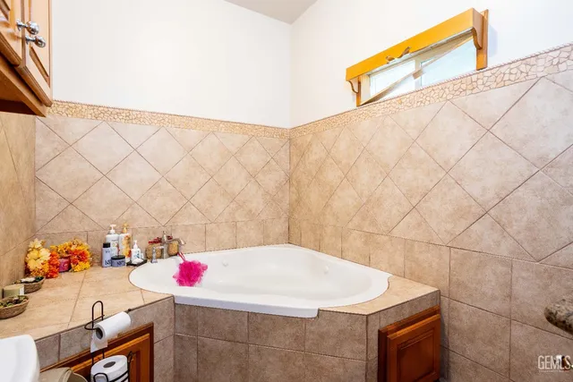 $999,900 | Undisclosed Address, Maricopa, CA 93252